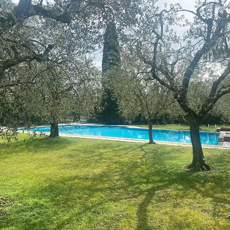 Villa Sweet Flower - With Private Pool And Garden Manerba del Garda Esterno foto