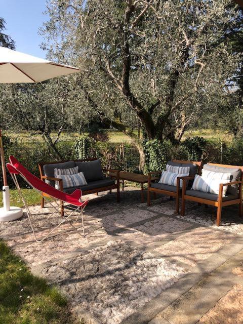 Villa Sweet Flower - With Private Pool And Garden Manerba del Garda Esterno foto