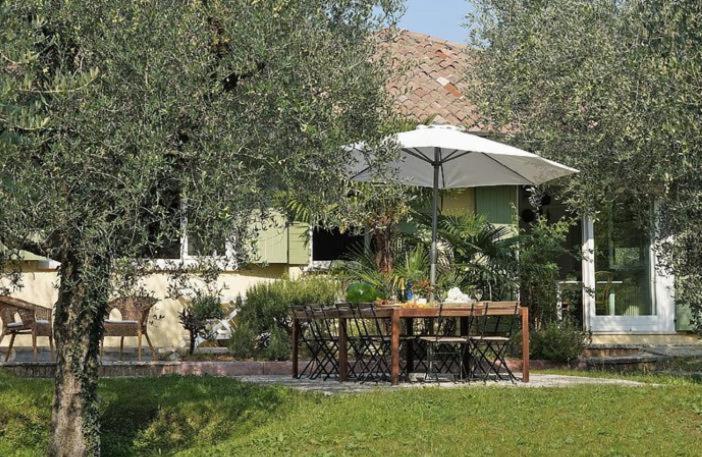 Villa Sweet Flower - With Private Pool And Garden Manerba del Garda Esterno foto
