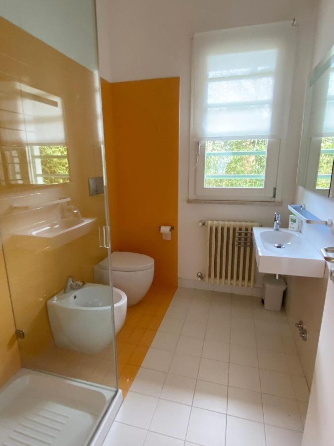 Villa Sweet Flower - With Private Pool And Garden Manerba del Garda Esterno foto